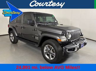 Used 2020 Jeep Wrangler Unlimited Sahara AWD/4WD video 1