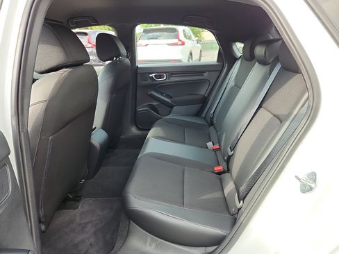Used 2023 Honda Civic Sport image 11