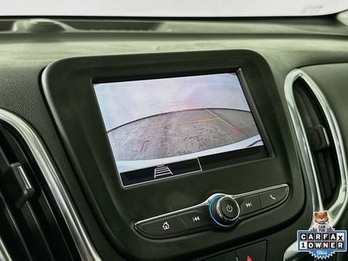 Used 2022 Chevrolet Equinox LT AWD/4WD image 17