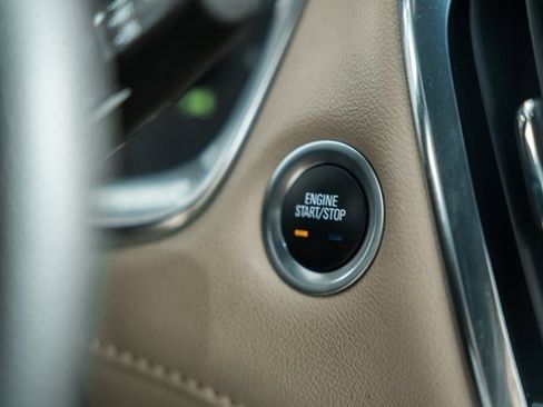 Used 2023 Chevrolet Traverse LS image 24