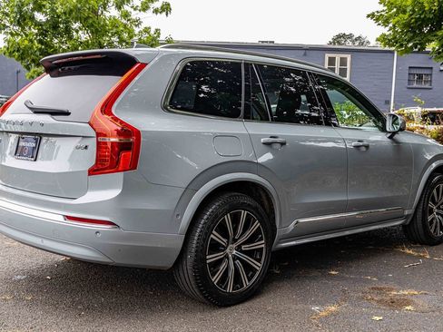 Used 2024 Volvo XC90 B6 Plus image 6