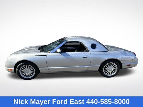 Used 2004 Ford Thunderbird RWD image 4
