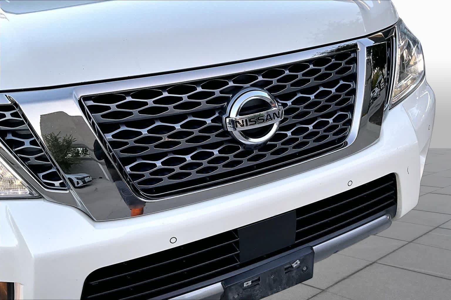 Used 2019 Nissan Armada Platinum w/ Captain's Chairs Package AWD/4WD image 33