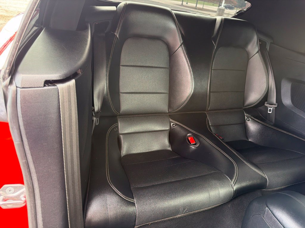 Used 2020 Ford Mustang Premium RWD image 25