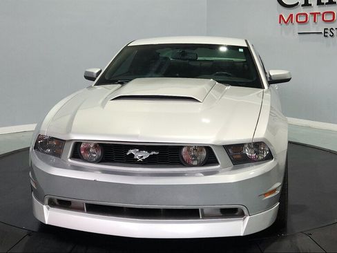 Used 2010 Ford Mustang GT Premium RWD image 4