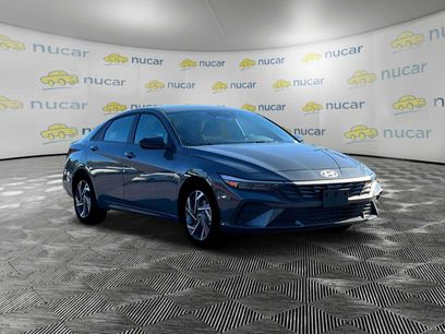 New 2025 Hyundai Elantra Sport