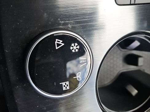 Used 2022 Nissan Rogue SL w/ SL Premium Package image 29