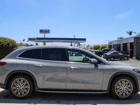 Used 2024 Mercedes-Benz EQS 450+ SUV image 6