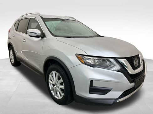 Used 2019 Nissan Rogue S w/ Special Edition Package FWD image 8