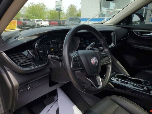 Used 2021 Buick Envision Essence w/ Sport Touring Package FWD image 9