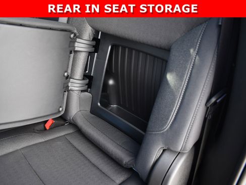 New 2026 GMC Sierra 1500 Elevation w/ LPO, Elevation Black Package image 27