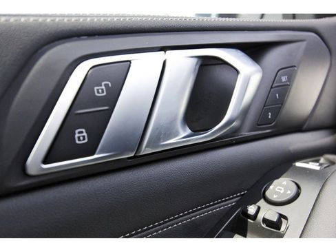 Used 2025 BMW X5 sDrive40i w/ Parking Assistance Package RWD image 23