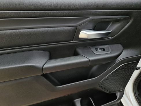 New 2026 RAM 1500 Express AWD/4WD image 12