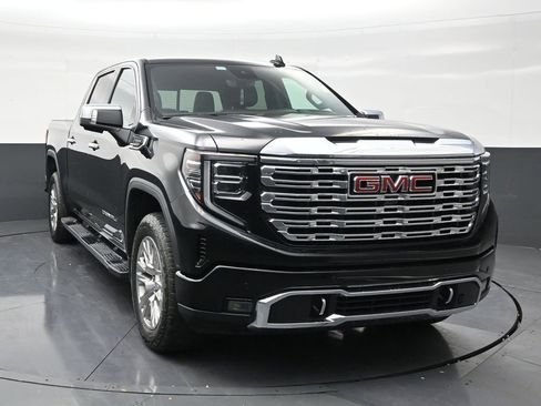 Used 2024 GMC Sierra 1500 Denali w/ Technology Package image 7