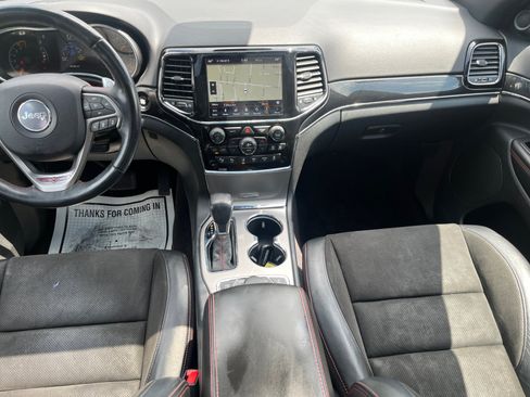 Used 2019 Jeep Grand Cherokee Trailhawk AWD/4WD image 24
