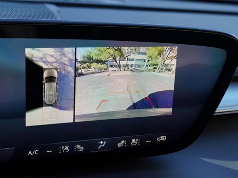 New 2026 Buick Enclave Avenir image 13