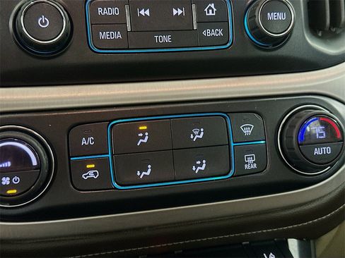 Used 2018 GMC Canyon SLT w/ Driver Alert Package image 16