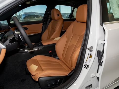 New 2026 BMW 330i xDrive Sedan w/ Premium Package image 33