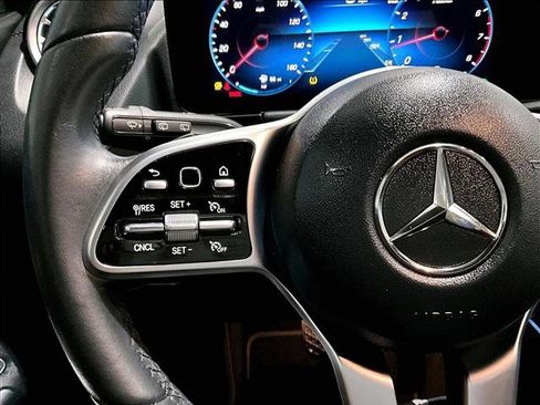 Used 2023 Mercedes-Benz GLA 250 4MATIC image 20