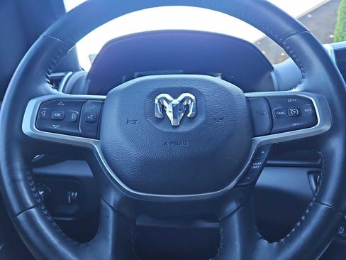 Used 2022 RAM 1500 Big Horn AWD/4WD image 23