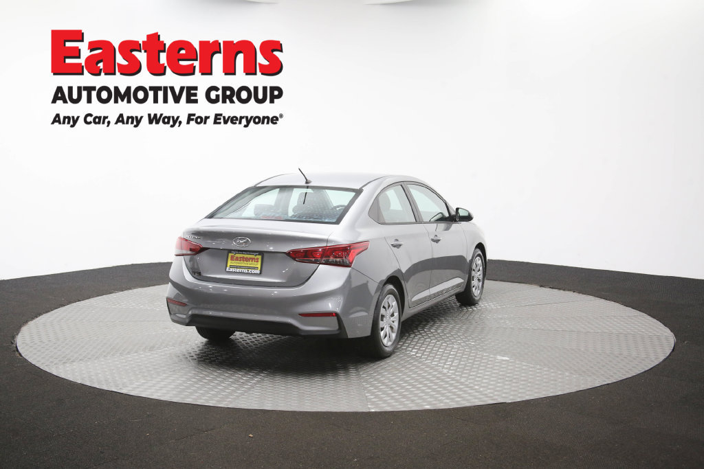 Used 2021 Hyundai Accent SE FWD image 41