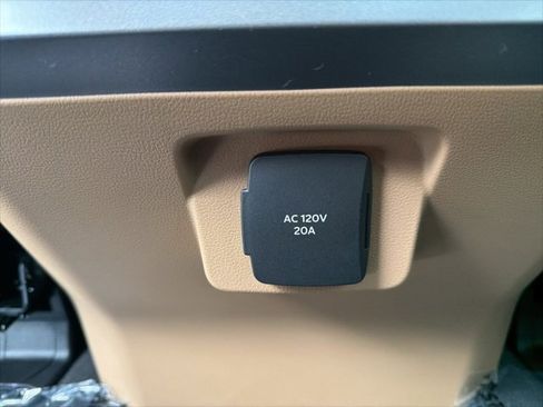 New 2026 Ford F250 Lariat w/ Lariat Ultimate Package image 32