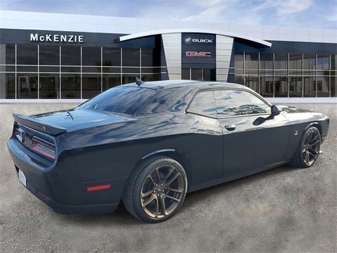 Used 2021 Dodge Challenger R/T Scat Pack w/ Dynamics Package image 4