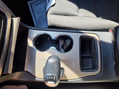 Used 2014 Jeep Grand Cherokee Laredo AWD/4WD image 13