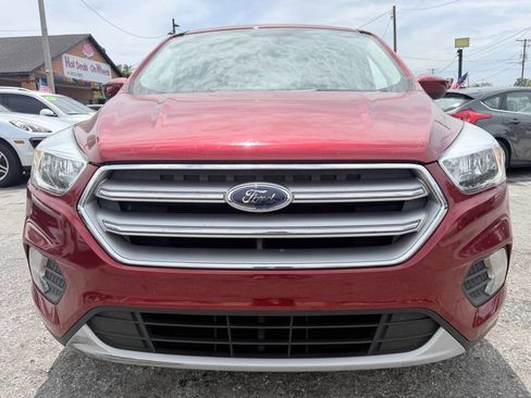 Used 2017 Ford Escape SE FWD image 5