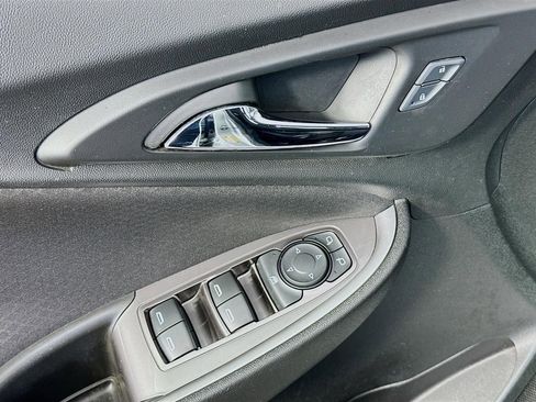 Used 2017 Chevrolet Malibu LS FWD image 19