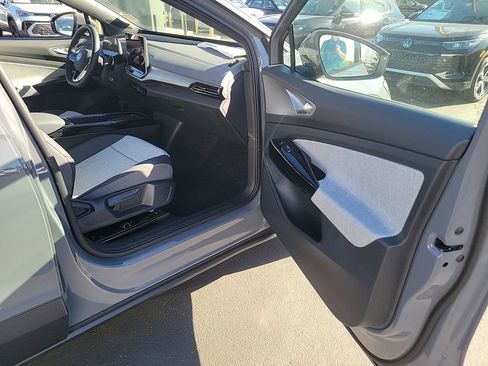 New 2026 Volkswagen ID.4 Pro image 34
