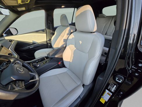 Certified 2026 Lexus TX 350 AWD w/ Technology Package image 13