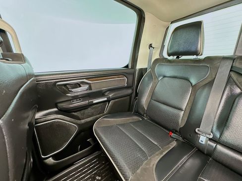 Used 2022 RAM 1500 Laramie AWD/4WD image 12