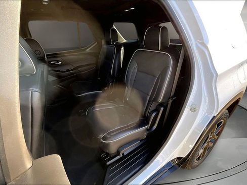 Certified 2023 Chevrolet Traverse Premier w/ Redline Edition image 23