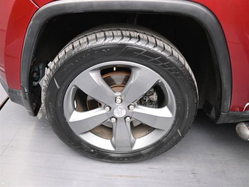 Used 2014 Jeep Grand Cherokee Limited image 17