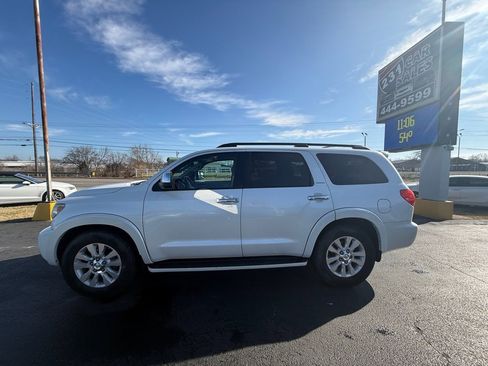 Used 2015 Toyota Sequoia Platinum image 6
