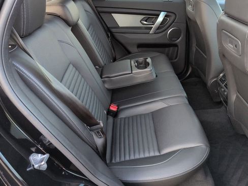 Used 2025 Land Rover Discovery Sport Dynamic SE image 21