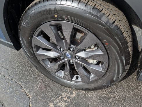 Certified 2025 Subaru Outback Onyx Edition AWD/4WD image 17