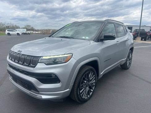 Used 2022 Jeep Compass High Altitude AWD/4WD image 3