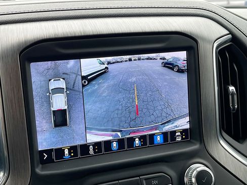 Used 2022 GMC Sierra 2500 Denali w/ Denali Ultimate Package image 14