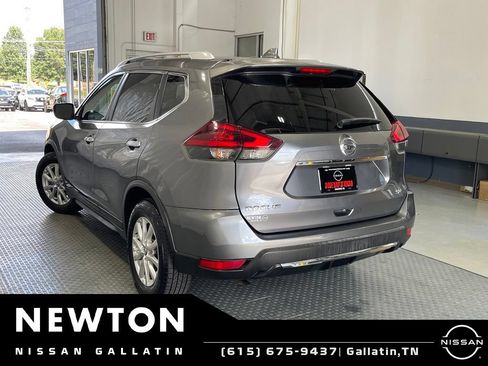 Used 2018 Nissan Rogue SV FWD image 22