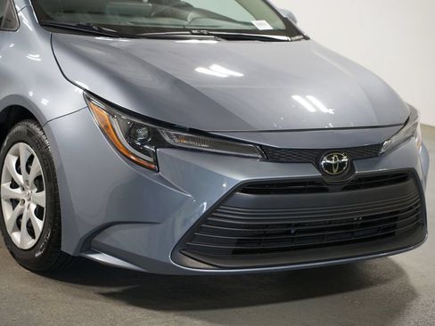 Certified 2024 Toyota Corolla LE FWD image 4