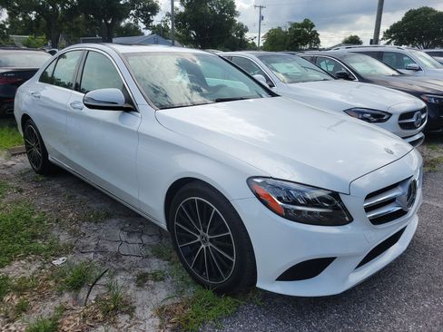 Used 2021 Mercedes-Benz C 300 Sedan image 2