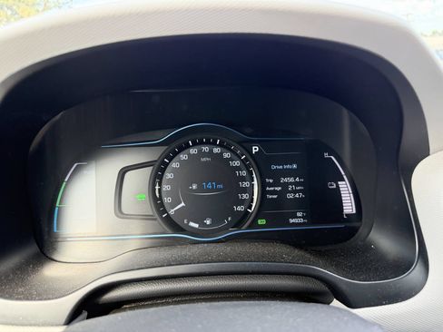 Used 2017 Hyundai Ioniq SEL FWD image 21