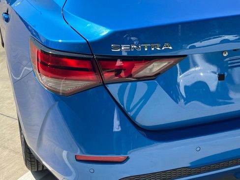 Used 2025 Nissan Sentra SV FWD image 13