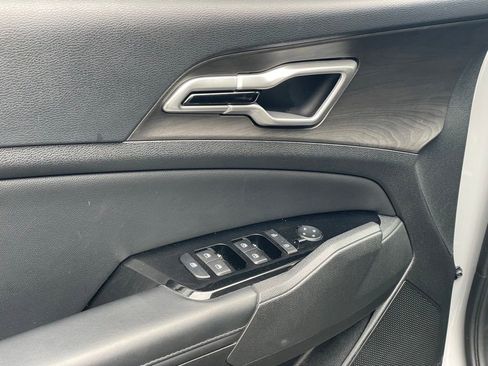 Used 2023 Kia Sportage X-Line w/ X-Line Premium Package image 13