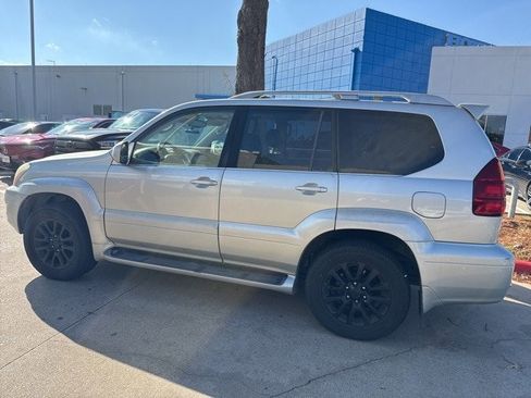 Used 2004 Lexus GX 470 image 3