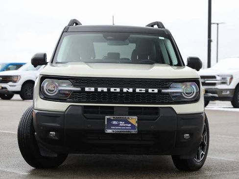 Certified 2025 Ford Bronco Sport Outer Banks w/ Outer Banks Tech Package+ image 2