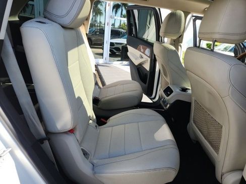 Used 2021 Mercedes-Benz GLS 450 GLS 450 image 24