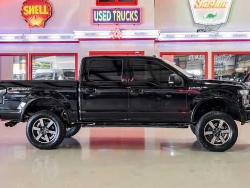 Used 2017 Ford F150 XLT w/ Equipment Group 302A Luxury image 10